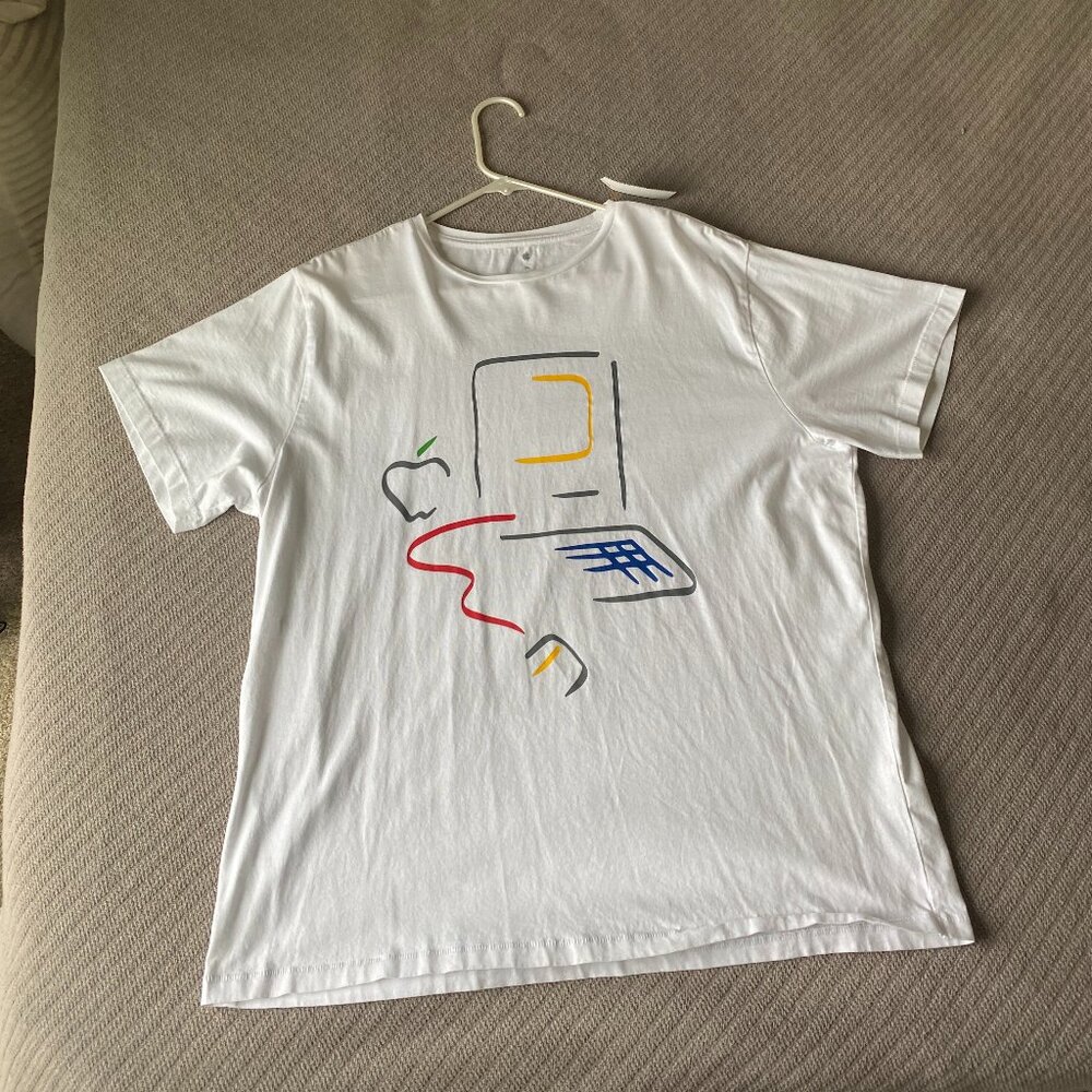 Vintage 80s Apple Computer Macintosh Picasso Mens Crewneck T-Shirt